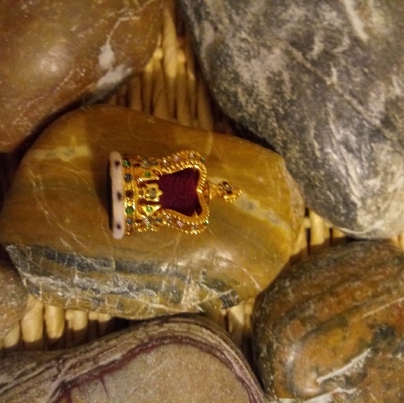 COllectable CROWN - Picture 4 of 6